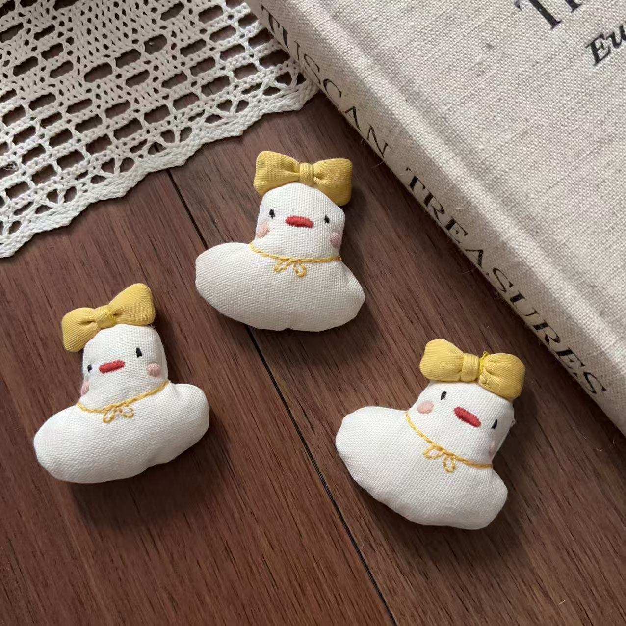 Cute Stuffed Fabric Little Yel - đánh giá và giá Summer Duck Clothing