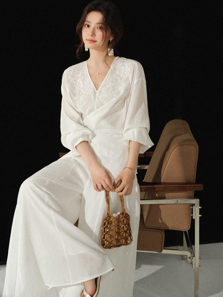 V Neck Embroidered Blouse and  - đánh giá và giá Palazzo Pant Wide